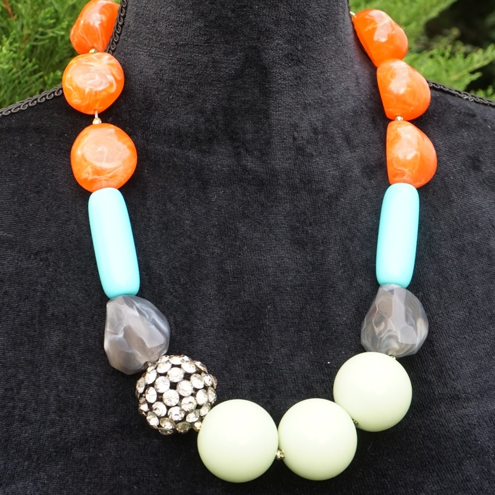 Caramelo Necklace by Anthropologie